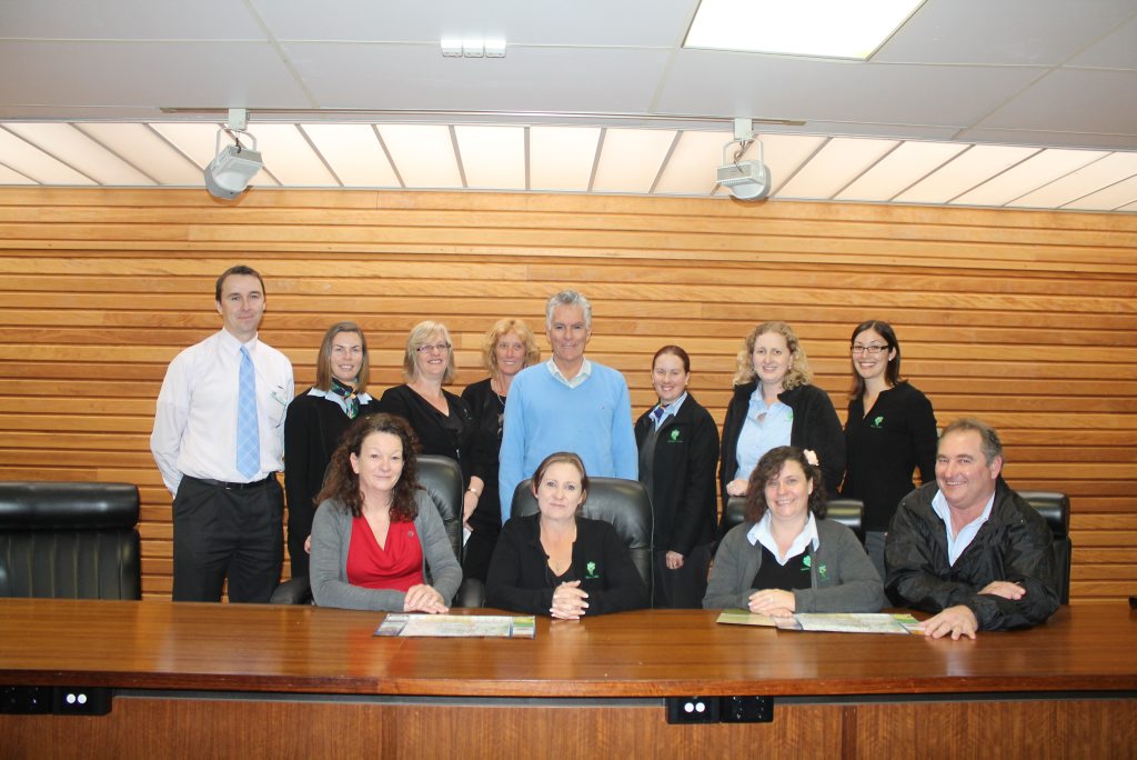 WORKING TOGETHER: Members of the Stanthorpe Economic Development Unit recently met with members of the Lockyer Valley Regional Council Development Unit sparking a new and budding working relationship. WORKING TOGETHER: Members of the Stanthorpe Economic Development Unit recently met with members of the Lockyer Valley Regional Council Development Unit sparking a new and budding working relationship.
